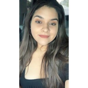 Meet your Posher, Melanie